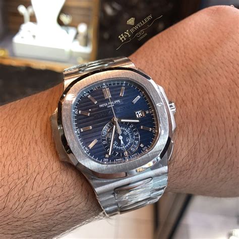 Patek Philippe 5976/1G .